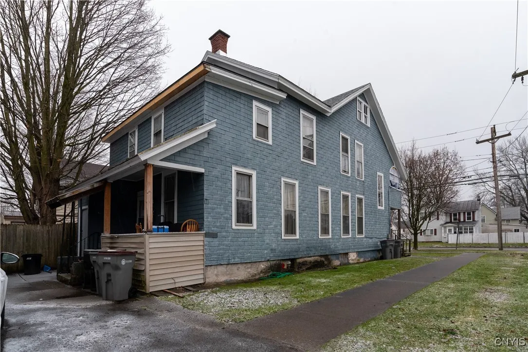121 East Bloomfield Street, Rome-inside, New York, Rome, New York 13440, 6 Bedrooms Bedrooms, ,2 BathroomsBathrooms,Residential,Closed,121 East Bloomfield Street, Rome-inside, New York ,S1576118