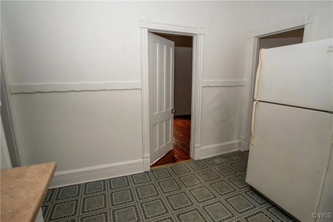 121 East Bloomfield Street, Rome-inside, New York, Rome, New York 13440, 6 Bedrooms Bedrooms, ,2 BathroomsBathrooms,Residential,Closed,121 East Bloomfield Street, Rome-inside, New York ,S1576118
