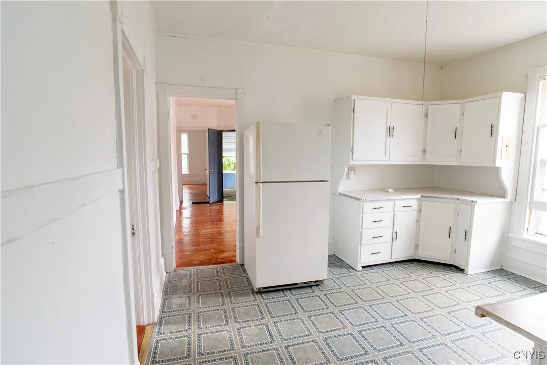 121 East Bloomfield Street, Rome-inside, New York, Rome, New York 13440, 6 Bedrooms Bedrooms, ,2 BathroomsBathrooms,Residential,Closed,121 East Bloomfield Street, Rome-inside, New York ,S1576118