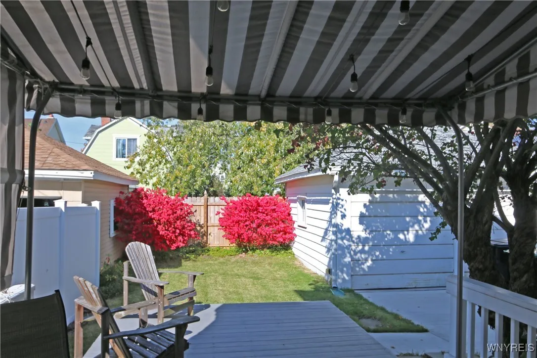 52 Columbia Boulevard, Tonawanda-town, New York 14, Tonawanda, New York 14217, 3 Bedrooms Bedrooms, 7 Rooms Rooms,3 BathroomsBathrooms,Residential,Closed,52 Columbia Boulevard, Tonawanda-town, New York 14,0,B1578488