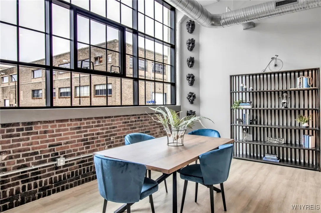 628 Ellicott Street Studio, Buffalo, New York 1420, Buffalo, New York 14203, 3 Rooms Rooms,1 BathroomBathrooms,Residential Lease,For Rent,628 Ellicott Street Studio, Buffalo, New York 1420,B1578640