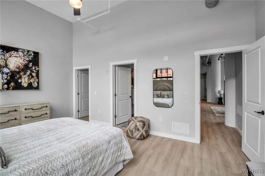 628 Ellicott Street 2 Bed, Buffalo, New York 14203, Buffalo, New York 14203, 2 Bedrooms Bedrooms, 4 Rooms Rooms,2 BathroomsBathrooms,Residential Lease,For Rent,628 Ellicott Street 2 Bed, Buffalo, New York 14203,B1578632