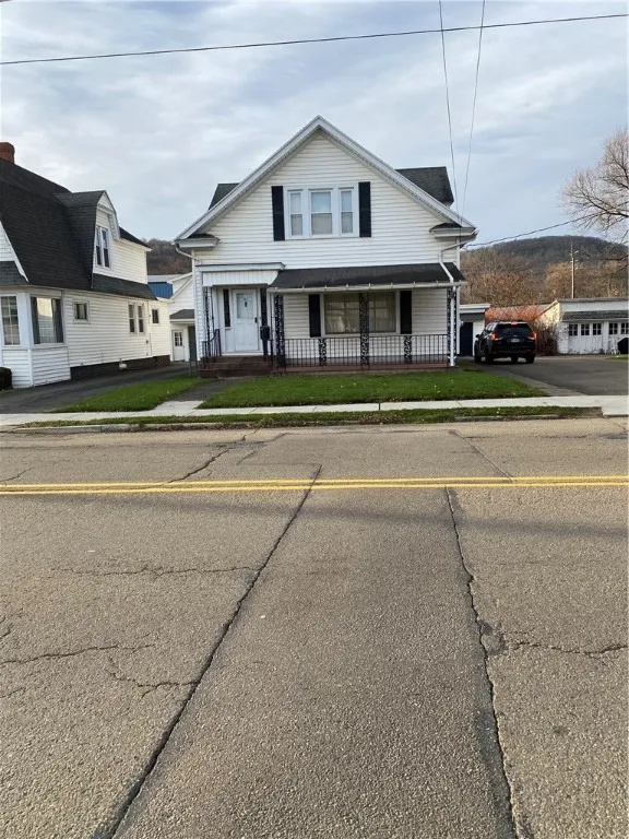 521 East Main, Bradford-city, Pennsylvania 16701, Bradford City, Pennsylvania 16701, 6 Bedrooms Bedrooms, 10 Rooms Rooms,2 BathroomsBathrooms,Residential,Closed,521 East Main, Bradford-city, Pennsylvania 16701,0,R1578679
