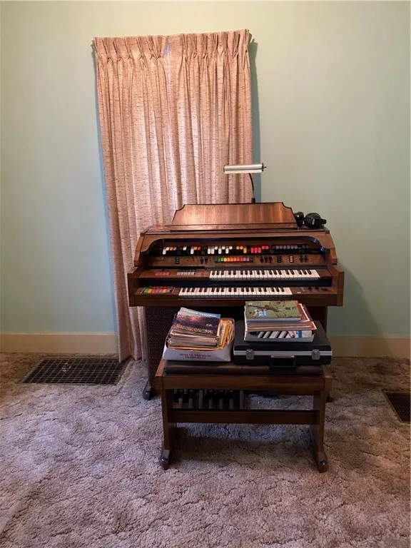 521 East Main, Bradford-city, Pennsylvania 16701, Bradford City, Pennsylvania 16701, 6 Bedrooms Bedrooms, 10 Rooms Rooms,2 BathroomsBathrooms,Residential,Closed,521 East Main, Bradford-city, Pennsylvania 16701,0,R1578679