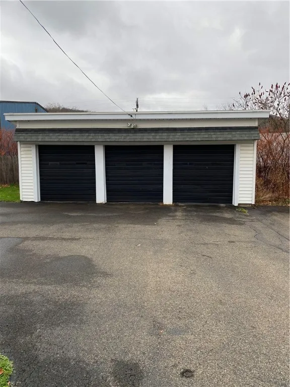 521 East Main, Bradford-city, Pennsylvania 16701, Bradford City, Pennsylvania 16701, 6 Bedrooms Bedrooms, 10 Rooms Rooms,2 BathroomsBathrooms,Residential,Closed,521 East Main, Bradford-city, Pennsylvania 16701,0,R1578679