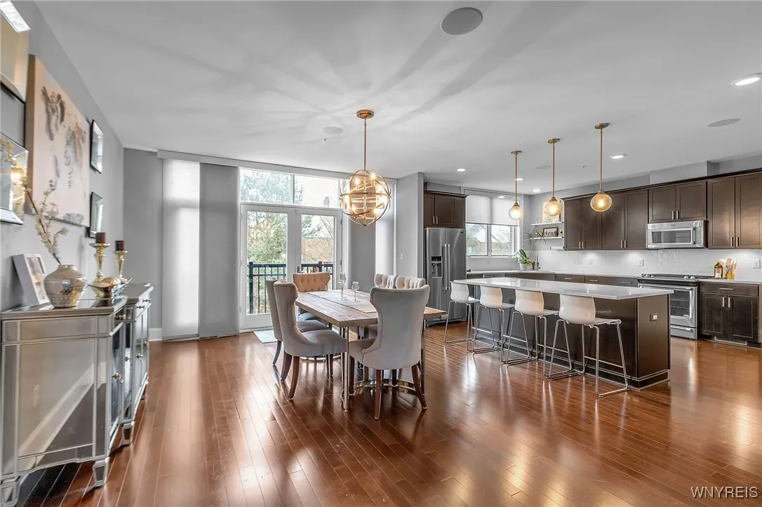 37 Ojibwa Circle, Buffalo, New York 14202, Buffalo, New York 14202, 2 Bedrooms Bedrooms, 6 Rooms Rooms,2 BathroomsBathrooms,Residential Lease,Closed,37 Ojibwa Circle, Buffalo, New York 14202,B1579023