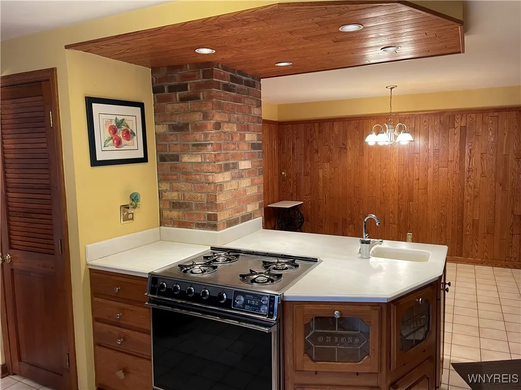 106 Avon Road, Tonawanda-town, New York 14150, Tonawanda, New York 14150, 2 Bedrooms Bedrooms, 6 Rooms Rooms,2 BathroomsBathrooms,Residential,Closed,106 Avon Road, Tonawanda-town, New York 14150,0,B1579231