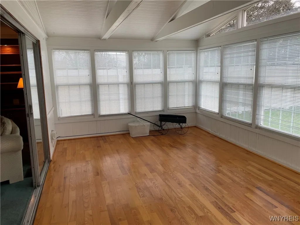 106 Avon Road, Tonawanda-town, New York 14150, Tonawanda, New York 14150, 2 Bedrooms Bedrooms, 6 Rooms Rooms,2 BathroomsBathrooms,Residential,Closed,106 Avon Road, Tonawanda-town, New York 14150,0,B1579231