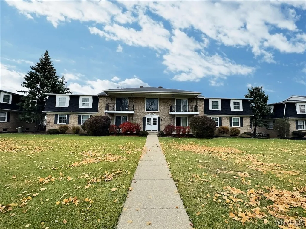 457 Burroughs Dr B, Amherst, New York 14226, Amherst, New York 14226, 2 Bedrooms Bedrooms, 5 Rooms Rooms,1 BathroomBathrooms,Residential,Closed,457 Burroughs Dr B, Amherst, New York 14226,0,B1579258