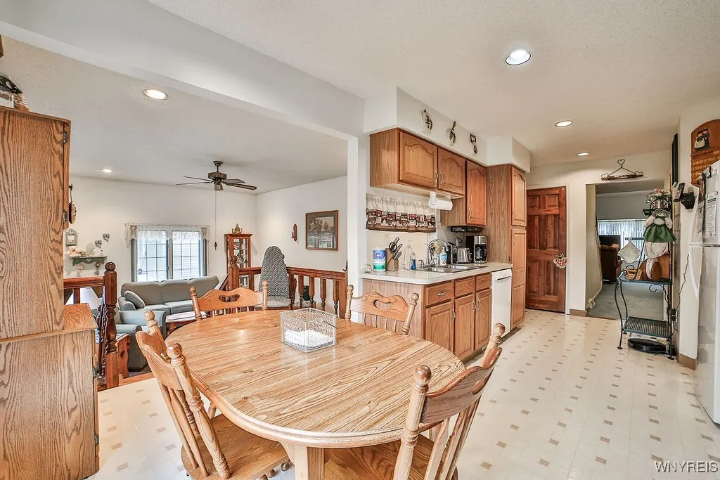 141 Kitchen