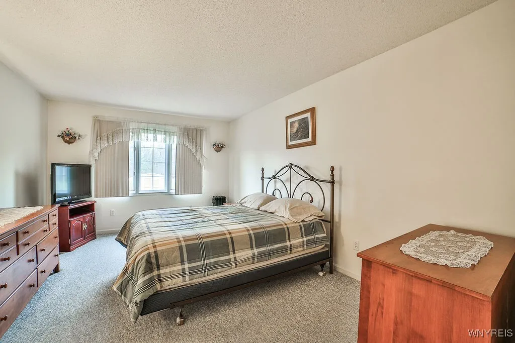 143 Primary Bedroom 1st Floor