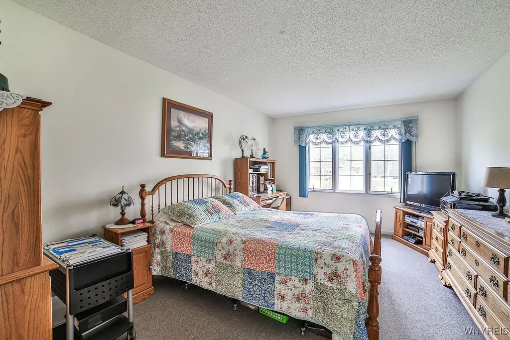 141 1 st Floor Primary Bedroom