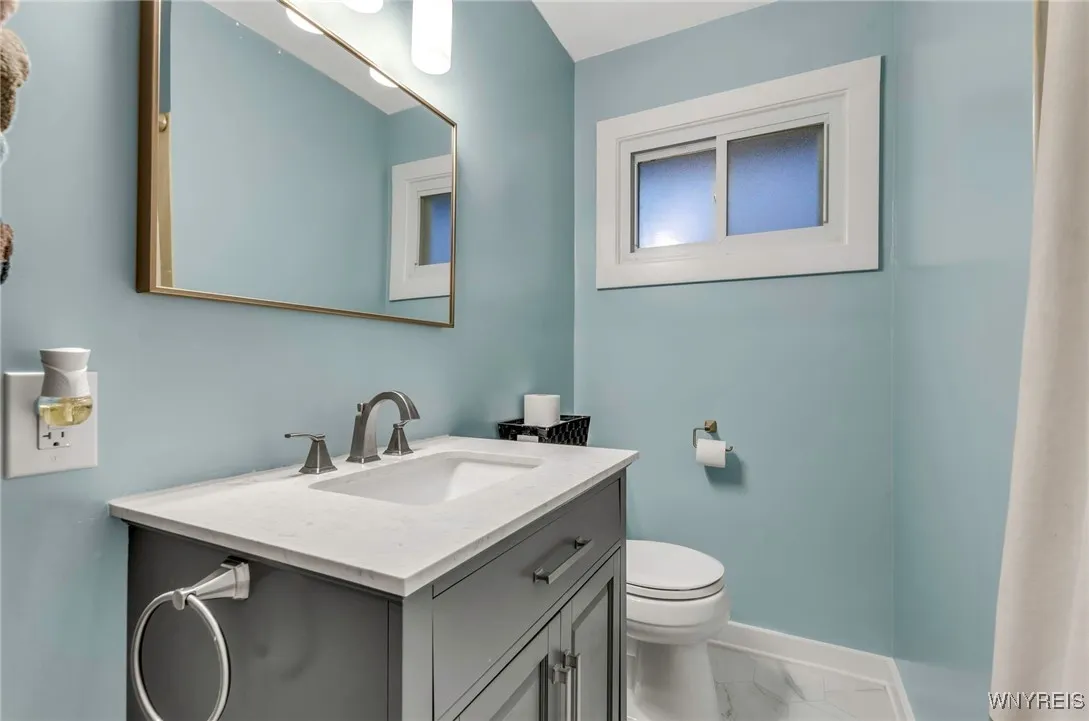 1627 Broadway, Grand Island, New York 14072, Grand Island, New York 14072, 2 Bedrooms Bedrooms, 5 Rooms Rooms,1 BathroomBathrooms,Residential,Closed,1627 Broadway, Grand Island, New York 14072,0,B1579472
