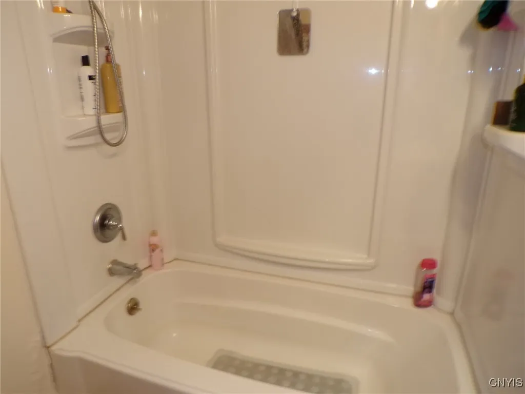 7180 Glur Road, Verona, New York 13440, Verona, New York 13440, 7 Bedroom Bedrooms, ,2 BathroomBathrooms,Residential,For Sale,7180 Glur Road, Verona, New York 13440,0,S1579500