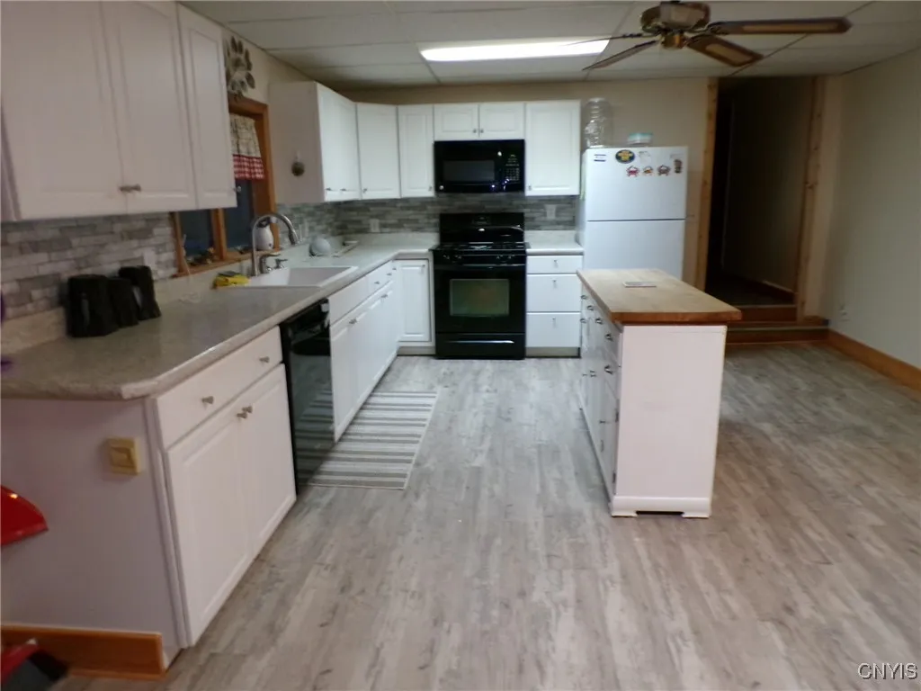7180 Glur Road, Verona, New York 13440, Verona, New York 13440, 7 Bedroom Bedrooms, ,2 BathroomBathrooms,Residential,For Sale,7180 Glur Road, Verona, New York 13440,0,S1579500