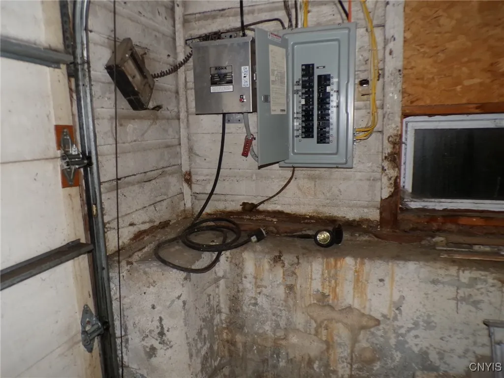 one story electrical service