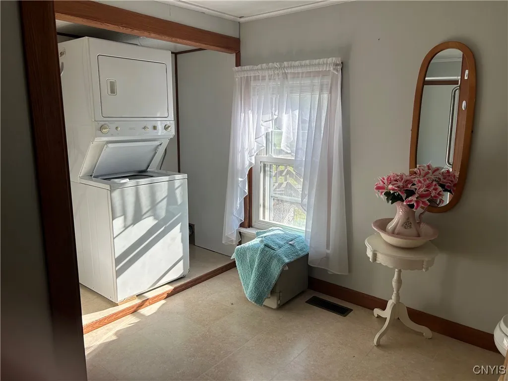 7180 Glur Road, Verona, New York 13440, Verona, New York 13440, 7 Bedroom Bedrooms, ,2 BathroomBathrooms,Residential,For Sale,7180 Glur Road, Verona, New York 13440,0,S1579500