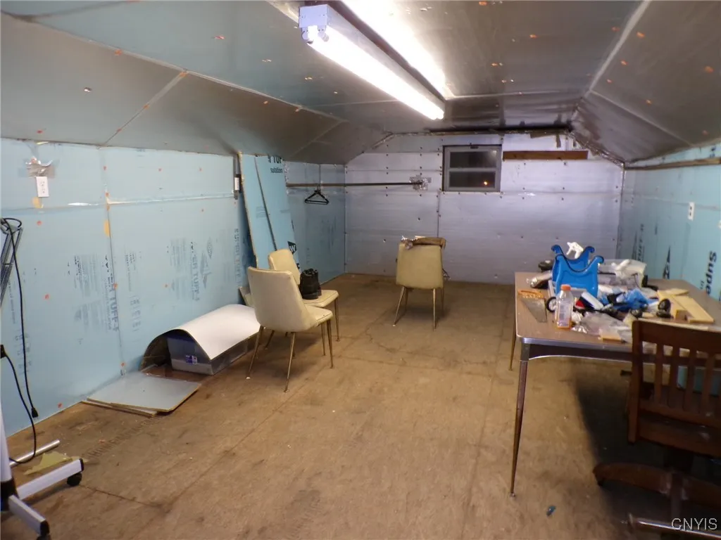 garage storage room