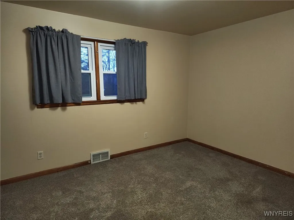 4570 California Road, Orchard Park, New York 14127, Orchard Park, New York 14127, 3 Bedrooms Bedrooms, 7 Rooms Rooms,1 BathroomBathrooms,Residential Lease,Closed,4570 California Road, Orchard Park, New York 14127,0,B1578327