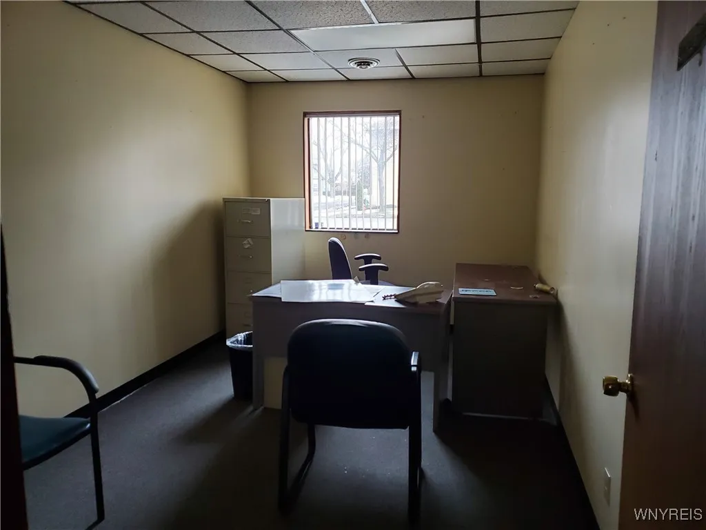 2282 Elmwood Avenue, Tonawanda, New York 14217, Tonawanda, New York 14217, ,Commercial Lease,For Rent,2282 Elmwood Avenue, Tonawanda, New York 14217,B1579574