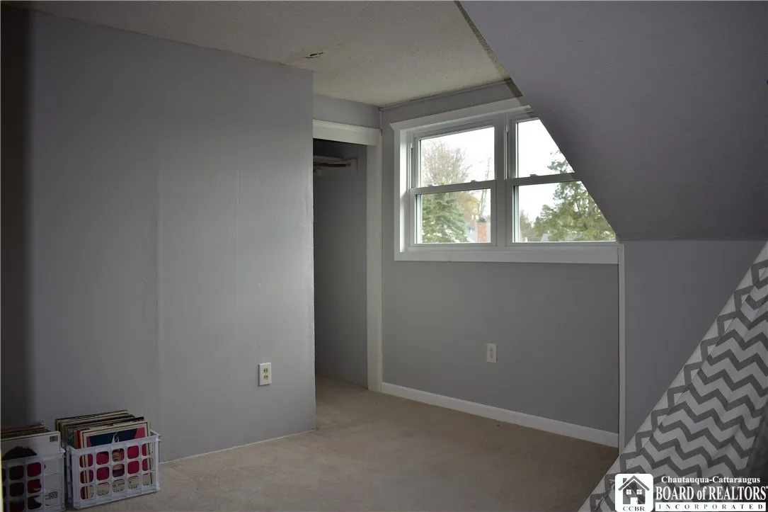5225 Bay View Road, Hamburg, New York 14075, Hamburg, New York 14075, 5 Bedrooms Bedrooms, 11 Rooms Rooms,2 BathroomsBathrooms,Residential,Closed,5225 Bay View Road, Hamburg, New York 14075,0,R1579559