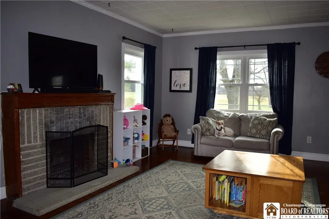 5225 Bay View Road, Hamburg, New York 14075, Hamburg, New York 14075, 5 Bedrooms Bedrooms, 11 Rooms Rooms,2 BathroomsBathrooms,Residential,Closed,5225 Bay View Road, Hamburg, New York 14075,0,R1579559