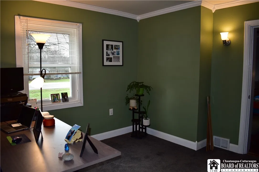 5225 Bay View Road, Hamburg, New York 14075, Hamburg, New York 14075, 5 Bedrooms Bedrooms, 11 Rooms Rooms,2 BathroomsBathrooms,Residential,Closed,5225 Bay View Road, Hamburg, New York 14075,0,R1579559