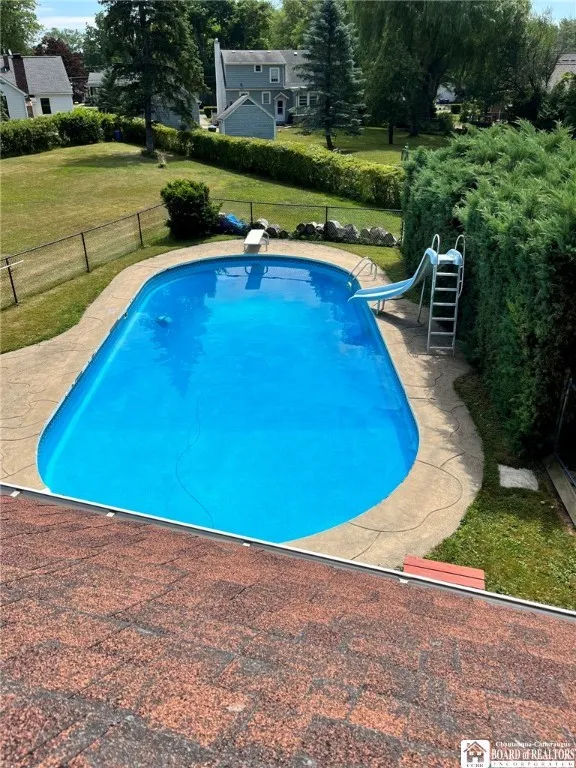 5225 Bay View Road, Hamburg, New York 14075, Hamburg, New York 14075, 5 Bedrooms Bedrooms, 11 Rooms Rooms,2 BathroomsBathrooms,Residential,Closed,5225 Bay View Road, Hamburg, New York 14075,0,R1579559