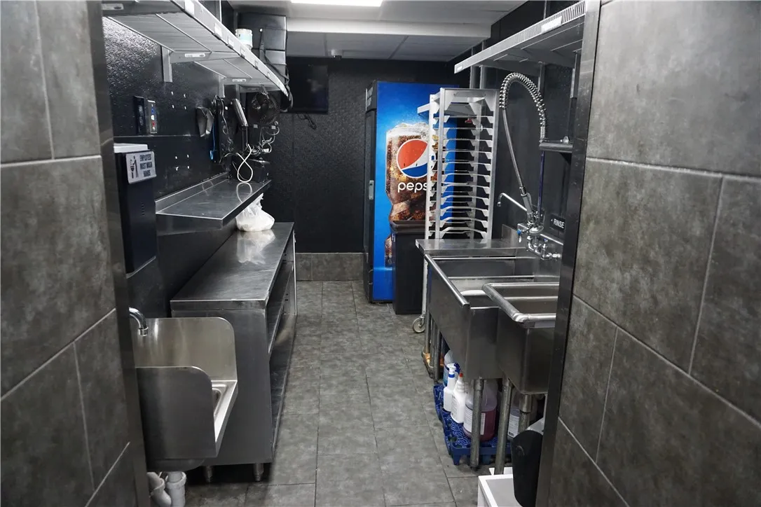 674 West Ridge Road, Rochester, New York 14615, Rochester, New York 14615, ,Commercial Sale,Closed,674 West Ridge Road, Rochester, New York 14615,0,R1571936