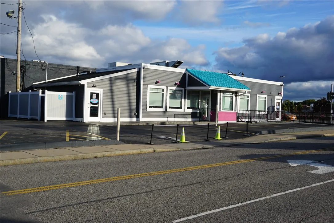 674 West Ridge Road, Rochester, New York 14615, Rochester, New York 14615, ,Commercial Sale,Closed,674 West Ridge Road, Rochester, New York 14615,0,R1571936