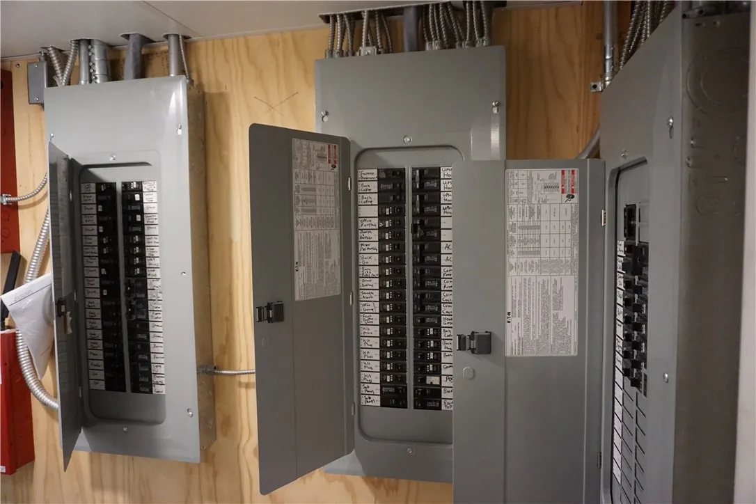 674 West Ridge Road, Rochester, New York 14615, Rochester, New York 14615, ,Commercial Sale,Closed,674 West Ridge Road, Rochester, New York 14615,0,R1571936