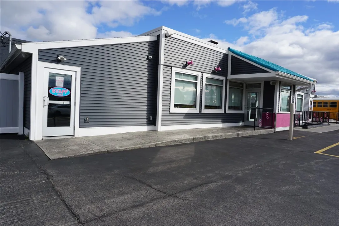 674 West Ridge Road, Rochester, New York 14615, Rochester, New York 14615, ,Commercial Sale,Closed,674 West Ridge Road, Rochester, New York 14615,0,R1571936