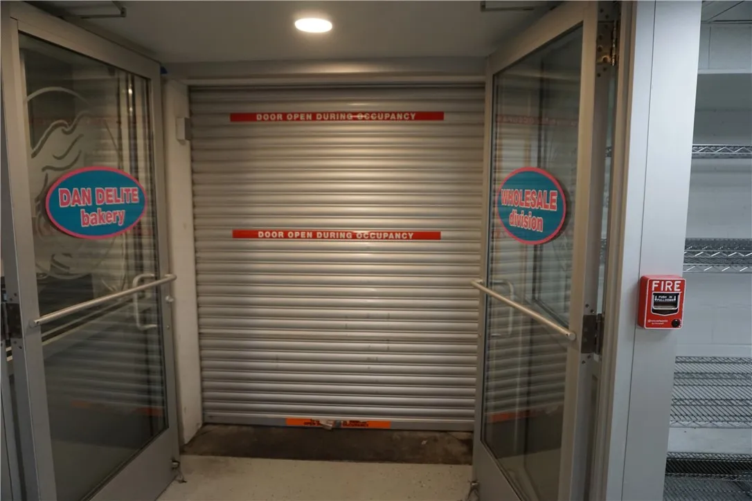 674 West Ridge Road, Rochester, New York 14615, Rochester, New York 14615, ,Commercial Sale,Closed,674 West Ridge Road, Rochester, New York 14615,0,R1571936