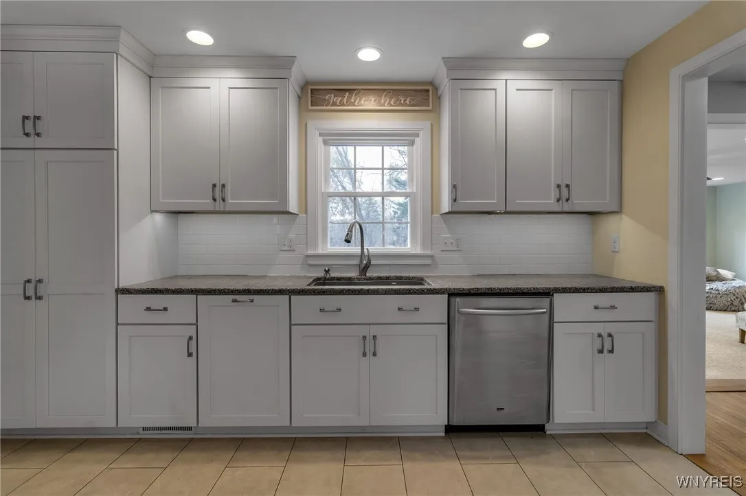 145 Chauncey Lane, Orchard Park, New York 14127, Orchard Park, New York 14127, 5 Bedrooms Bedrooms, 9 Rooms Rooms,3 BathroomsBathrooms,Residential,Closed,145 Chauncey Lane, Orchard Park, New York 14127,0,B1579182