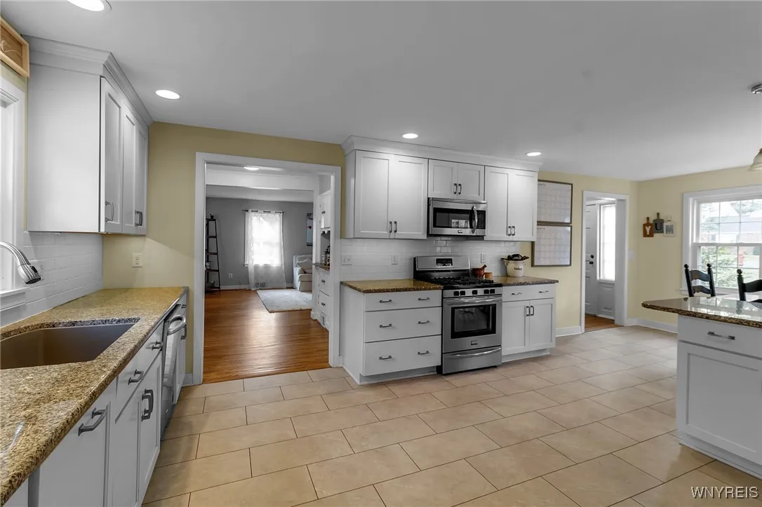 145 Chauncey Lane, Orchard Park, New York 14127, Orchard Park, New York 14127, 5 Bedrooms Bedrooms, 9 Rooms Rooms,3 BathroomsBathrooms,Residential,Closed,145 Chauncey Lane, Orchard Park, New York 14127,0,B1579182