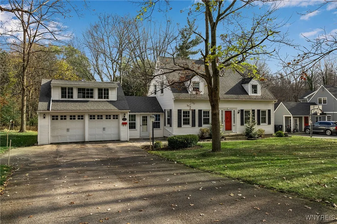 145 Chauncey Lane, Orchard Park, New York 14127, Orchard Park, New York 14127, 5 Bedrooms Bedrooms, 9 Rooms Rooms,3 BathroomsBathrooms,Residential,Closed,145 Chauncey Lane, Orchard Park, New York 14127,0,B1579182