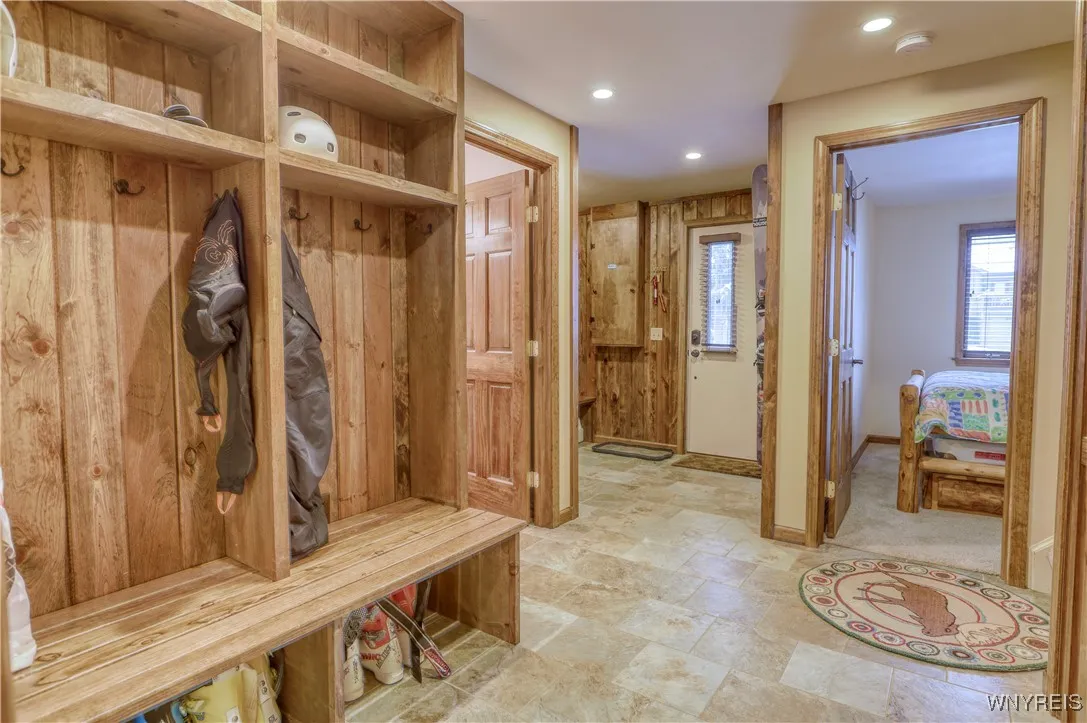 3 Creekside Village, Ellicottville, New York 14731, Ellicottville, New York 14731, 3 Bedrooms Bedrooms, 8 Rooms Rooms,2 BathroomsBathrooms,Residential,Closed,3 Creekside Village, Ellicottville, New York 14731,0,B1579607
