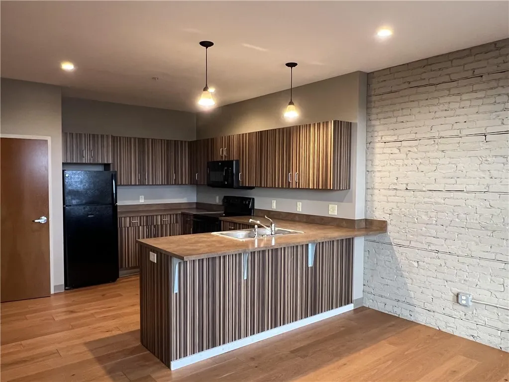511 State Street, Rochester, New York 14608, Rochester, New York 14608, 7 Bedrooms Bedrooms, ,Multi Family,For Sale,511 State Street, Rochester, New York 14608,0,R1579705