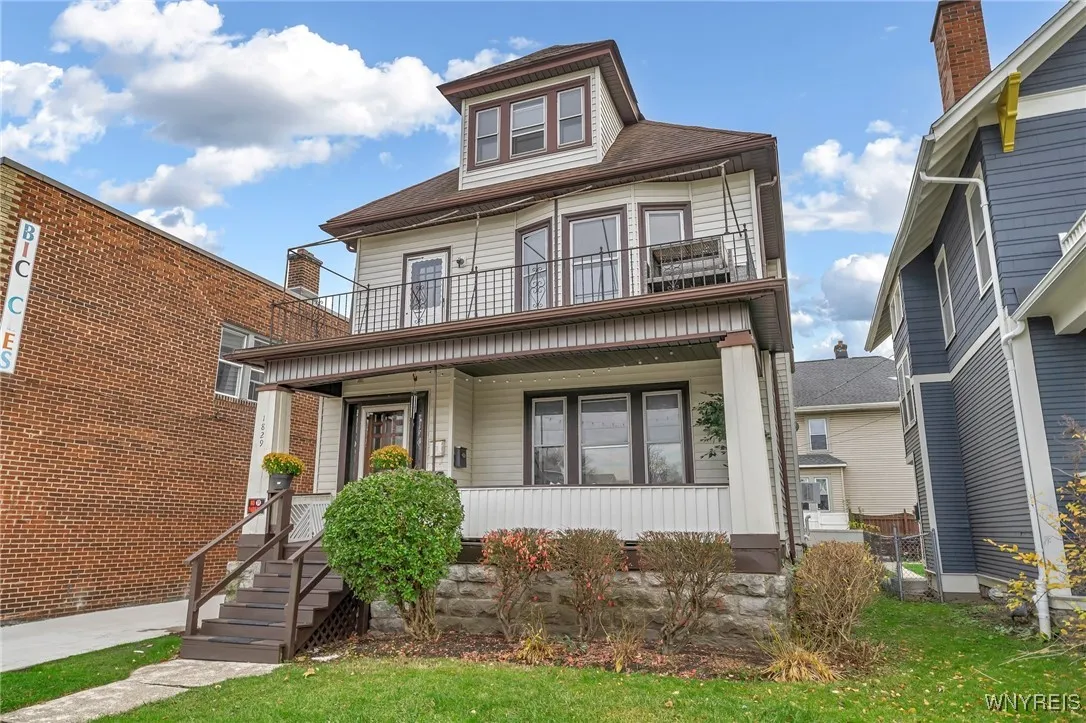 1829 Hertel Avenue, Buffalo, New York 14216, Buffalo, New York 14216, 6 Bedrooms Bedrooms, ,2 BathroomsBathrooms,Residential,Closed,1829 Hertel Avenue, Buffalo, New York 14216,0,B1579820