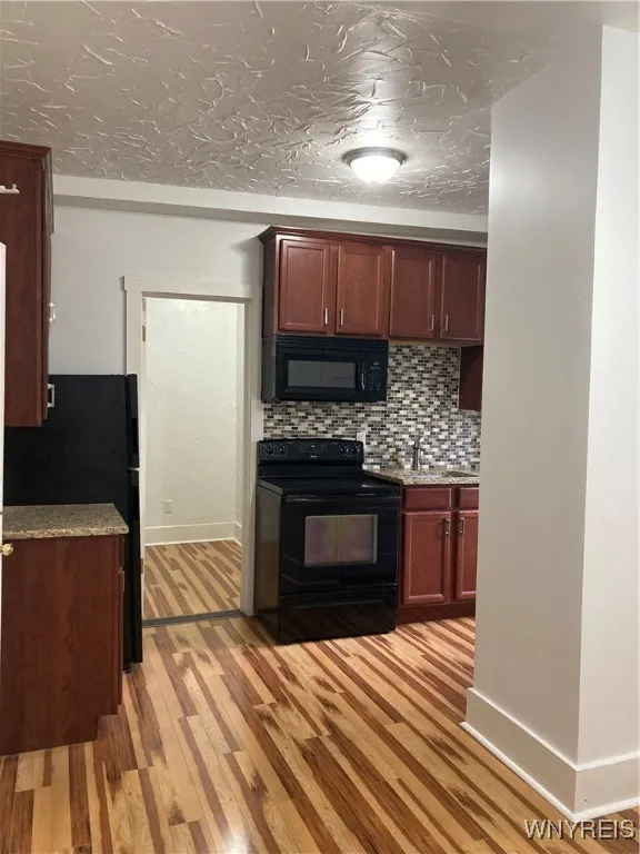 76 Tracy Street 2, Buffalo, New York 14201, Buffalo, New York 14201, 1 Bedroom Bedrooms, 3 Rooms Rooms,1 BathroomBathrooms,Residential Lease,Closed,76 Tracy Street 2, Buffalo, New York 14201,B1579857