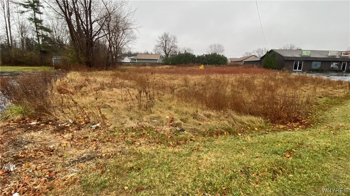 BUILDING LOT