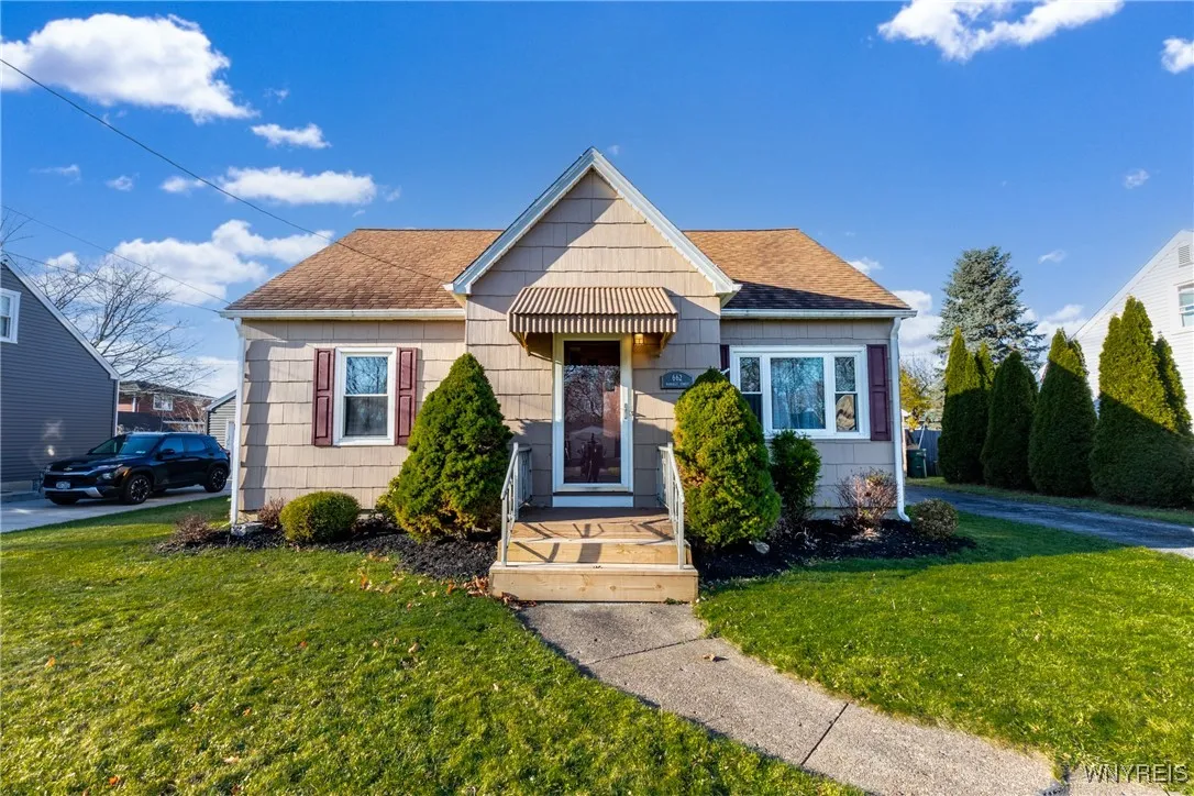 662 Barrally Street, North Tonawanda, New York 141, North Tonawanda, New York 14120, 3 Bedrooms Bedrooms, 5 Rooms Rooms,1 BathroomBathrooms,Residential,Closed,662 Barrally Street, North Tonawanda, New York 141,0,B1579950