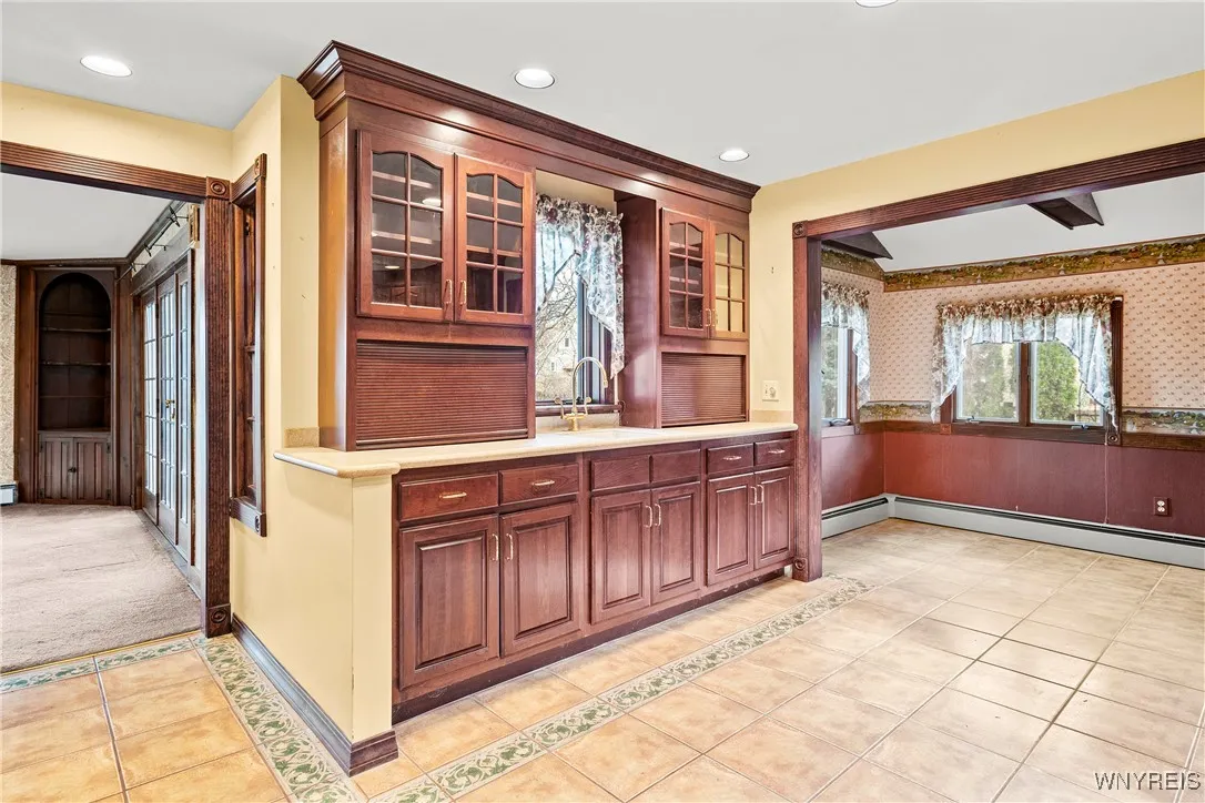 1270 West Arnold Drive, Hamburg, New York 14085, Hamburg, New York 14085, 3 Bedrooms Bedrooms, 7 Rooms Rooms,2 BathroomsBathrooms,Residential,Closed,1270 West Arnold Drive, Hamburg, New York 14085,0,B1579873