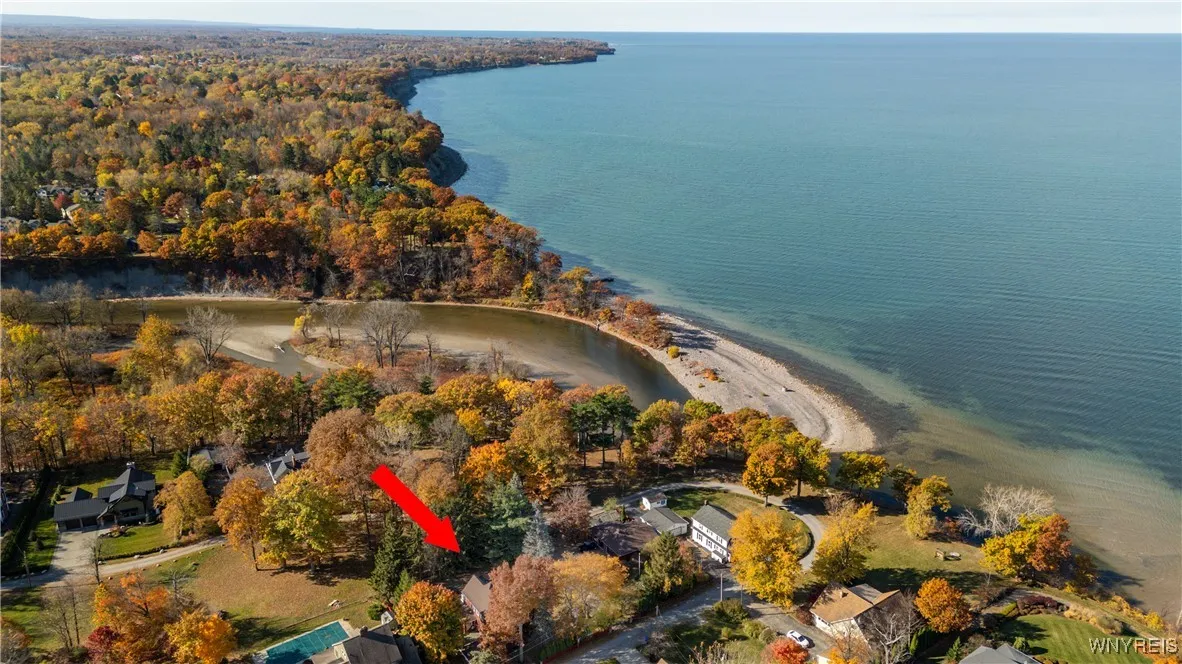 1270 West Arnold Drive, Hamburg, New York 14085, Hamburg, New York 14085, 3 Bedrooms Bedrooms, 7 Rooms Rooms,2 BathroomsBathrooms,Residential,Closed,1270 West Arnold Drive, Hamburg, New York 14085,0,B1579873