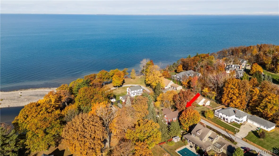 1270 West Arnold Drive, Hamburg, New York 14085, Hamburg, New York 14085, 3 Bedrooms Bedrooms, 7 Rooms Rooms,2 BathroomsBathrooms,Residential,Closed,1270 West Arnold Drive, Hamburg, New York 14085,0,B1579873