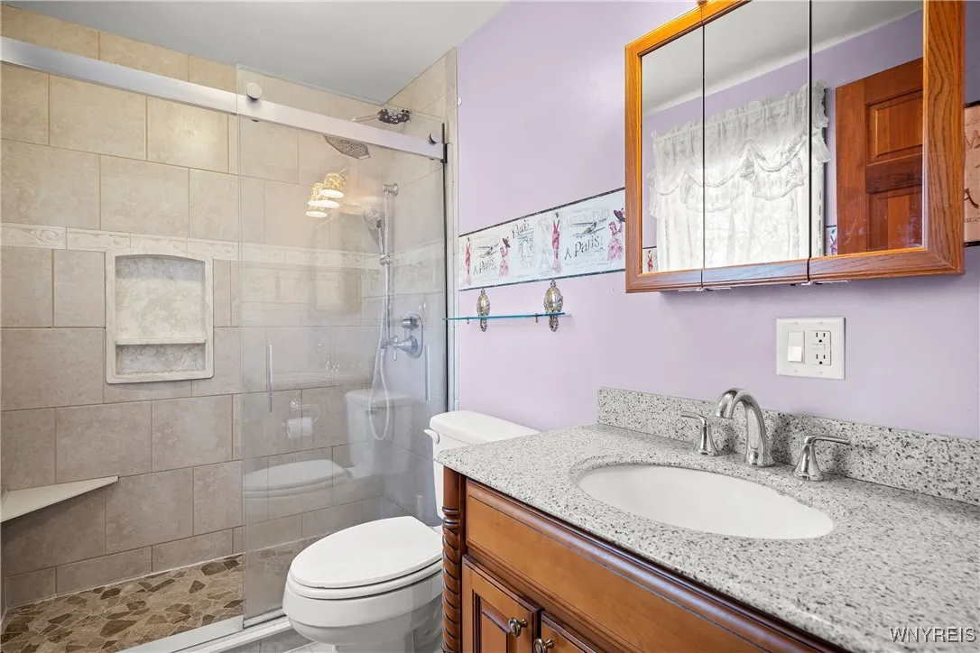 1270 West Arnold Drive, Hamburg, New York 14085, Hamburg, New York 14085, 3 Bedrooms Bedrooms, 7 Rooms Rooms,2 BathroomsBathrooms,Residential,Closed,1270 West Arnold Drive, Hamburg, New York 14085,0,B1579873