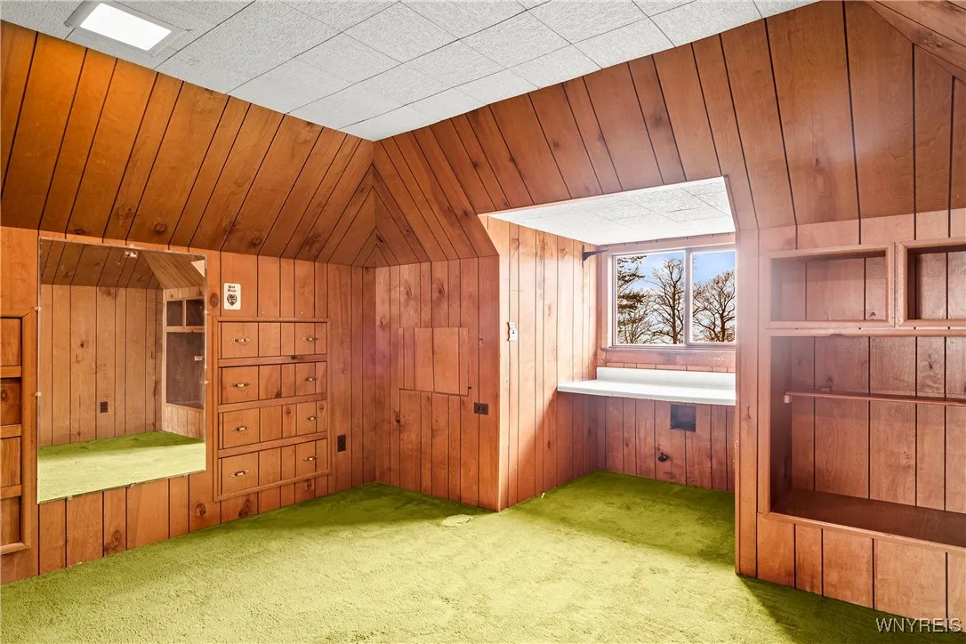 1270 West Arnold Drive, Hamburg, New York 14085, Hamburg, New York 14085, 3 Bedrooms Bedrooms, 7 Rooms Rooms,2 BathroomsBathrooms,Residential,Closed,1270 West Arnold Drive, Hamburg, New York 14085,0,B1579873