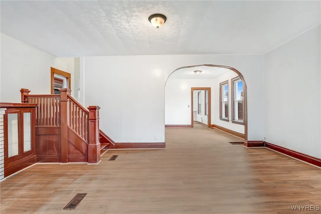 476 Winslow Avenue, Buffalo, New York 14211, Buffalo, New York 14211, 5 Bedrooms Bedrooms, 10 Rooms Rooms,2 BathroomsBathrooms,Residential,Closed,476 Winslow Avenue, Buffalo, New York 14211,0,B1580220