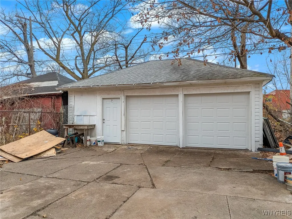 476 Winslow Avenue, Buffalo, New York 14211, Buffalo, New York 14211, 5 Bedrooms Bedrooms, 10 Rooms Rooms,2 BathroomsBathrooms,Residential,Closed,476 Winslow Avenue, Buffalo, New York 14211,0,B1580220