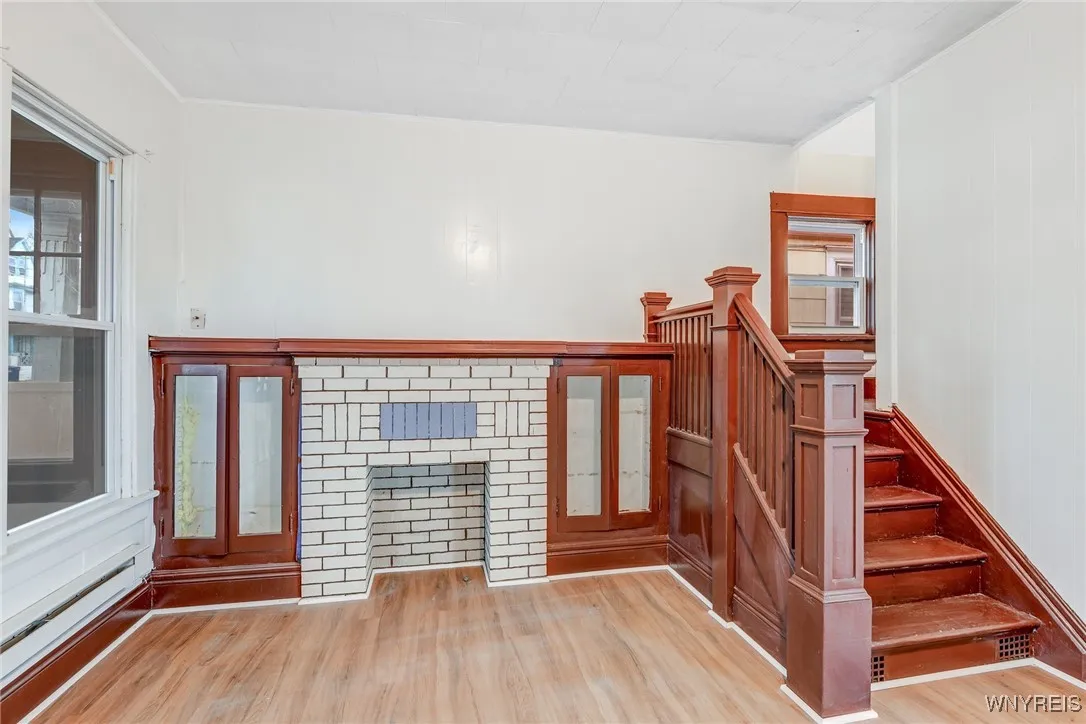 476 Winslow Avenue, Buffalo, New York 14211, Buffalo, New York 14211, 5 Bedrooms Bedrooms, 10 Rooms Rooms,2 BathroomsBathrooms,Residential,Closed,476 Winslow Avenue, Buffalo, New York 14211,0,B1580220